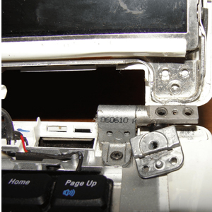 thay-ban-le-laptop-asus