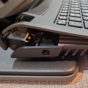 thay-ban-le-laptop-sony